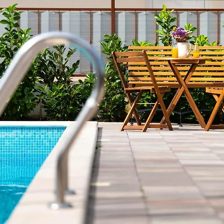 Dalmatian Pool&grill House Apartment
